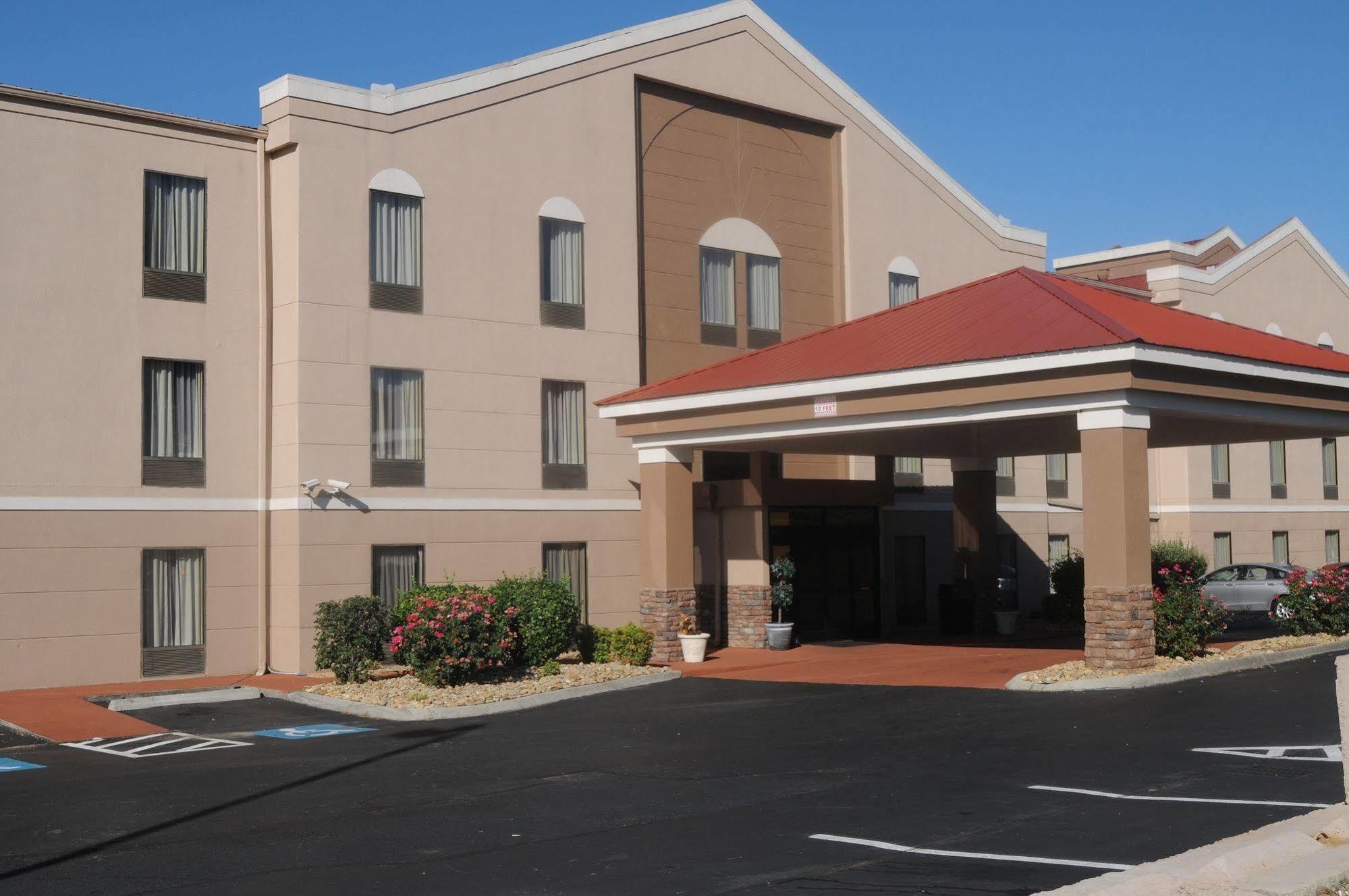 Quality Suites Morristown Exterior photo